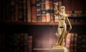 Consulenza legale, rappresentanza legale e assistenza nella risoluzione di controversie